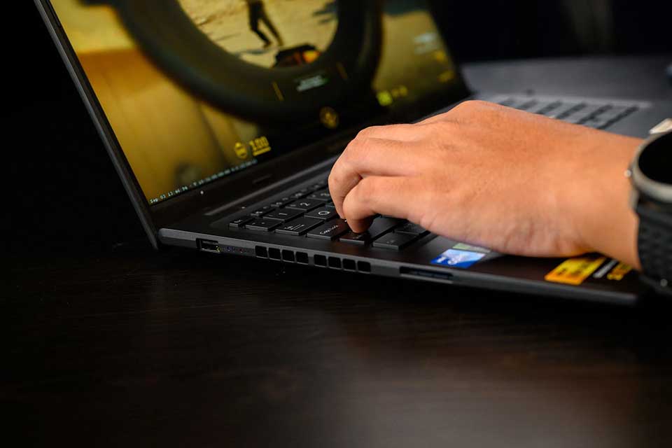Đánh giá Asus Vivobook Gaming - 05
