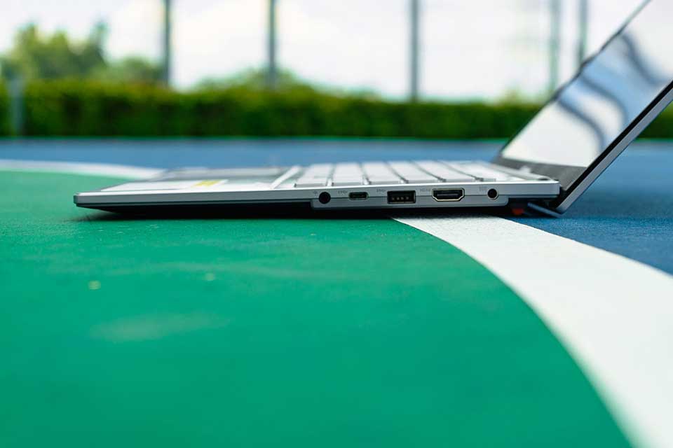 Đánh giá Asus Vivobook Go 15 - 02