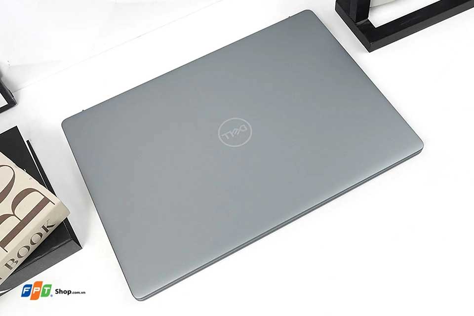  Đánh giá Dell 16 inch N5640 - 09