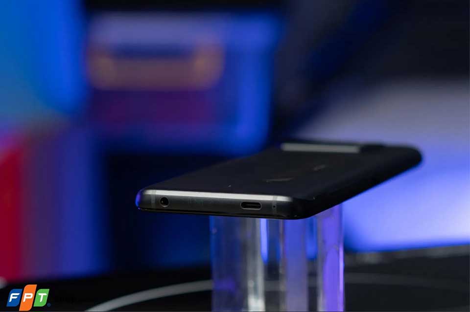 ROG Phone 6 Batman Edition - 08