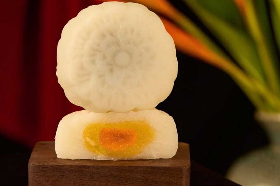 Bánh dẻo nhân đậu xanh trứng muối - 09