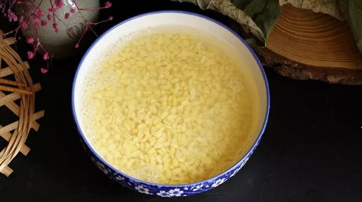 Cách làm bánh trung thu nướng nhân trà xanh 1