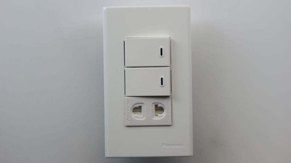 Cách đấu công tắc điện có 2 công tắc và 1 ổ cắm