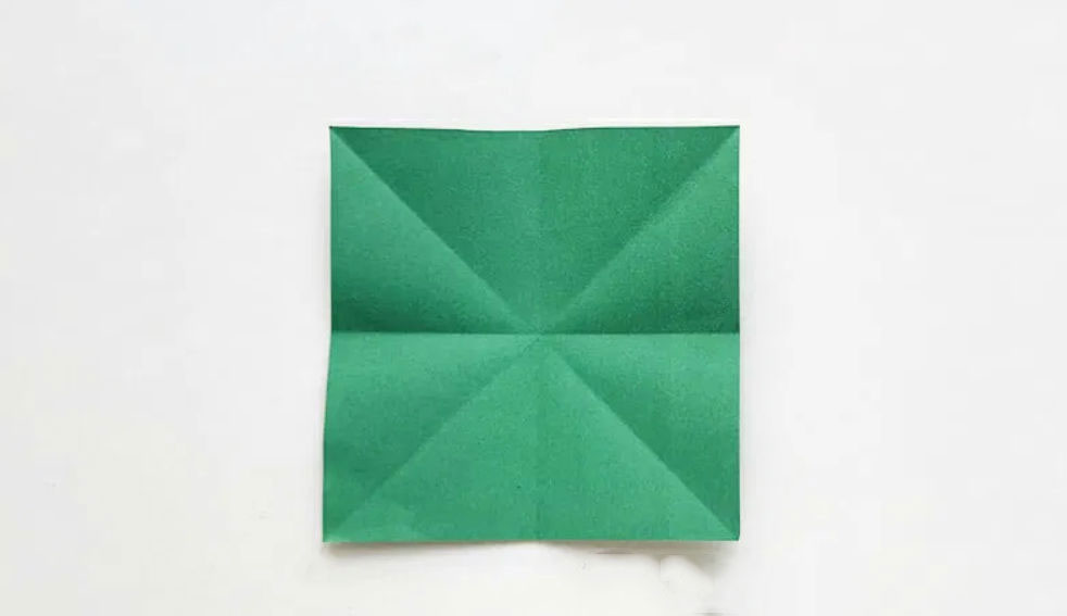 Cách làm cây thông Noel - 02