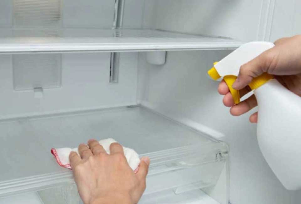 Cách xả tuyết cho tủ lạnh Sanyo - 06