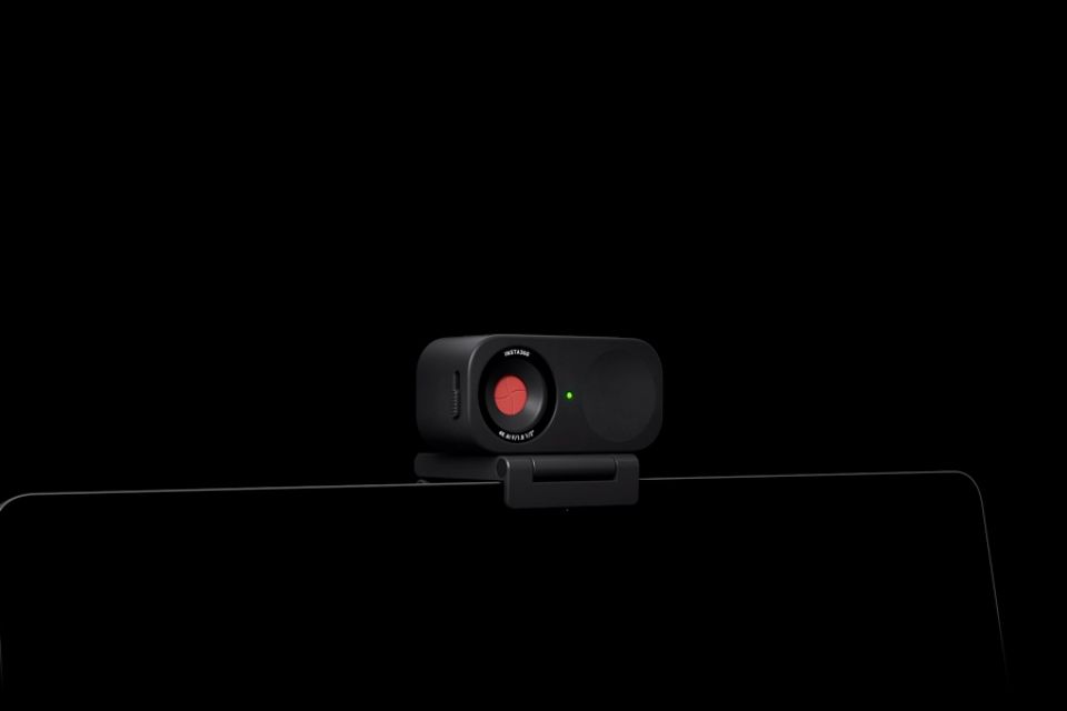 camera-insta360-link-2-9.jpg