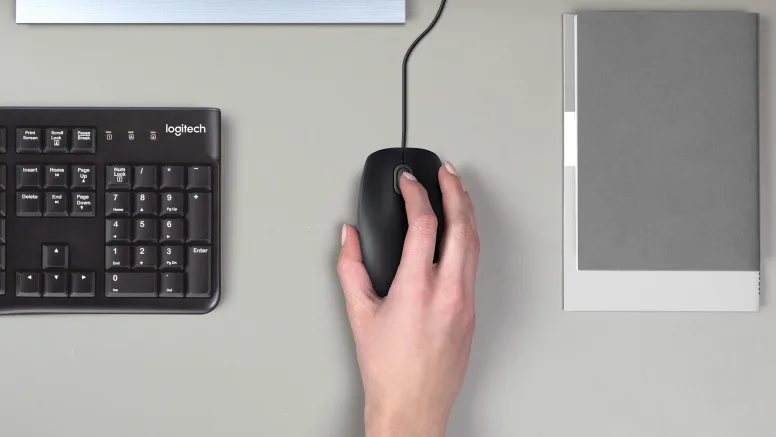 combo-ban-phim-va-chuot-co-day-logitech-mk200-2.webp