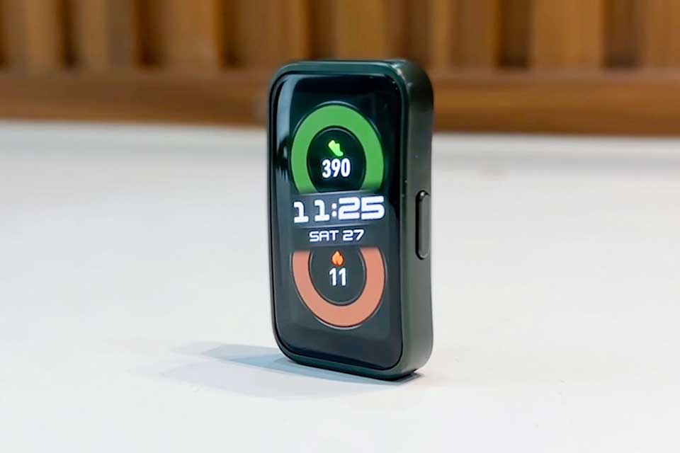 Đánh giá Huawei Band 8 - 02