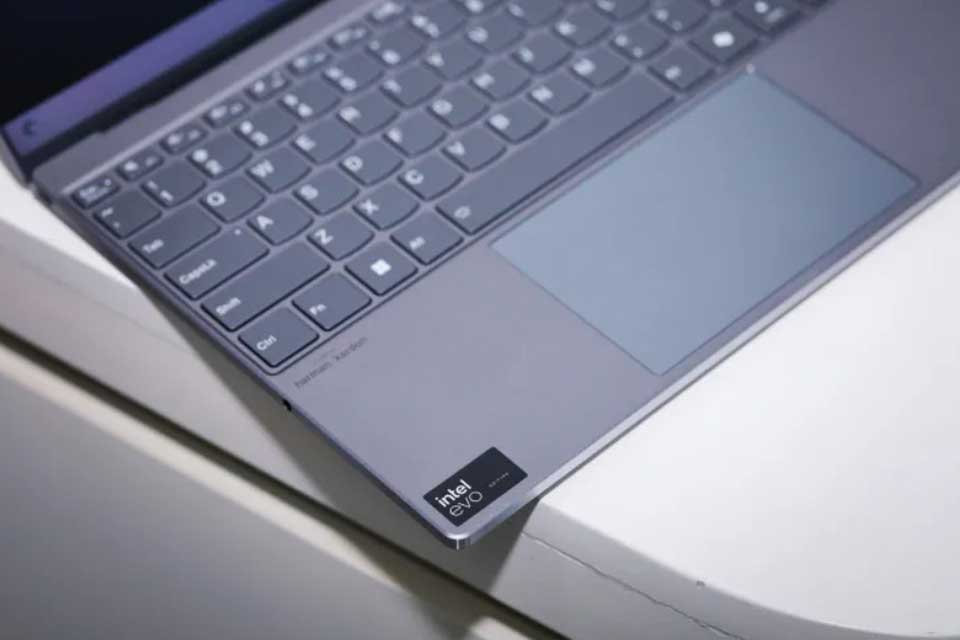 Đánh giá Lenovo ThinkBook X AI 2024 - 05