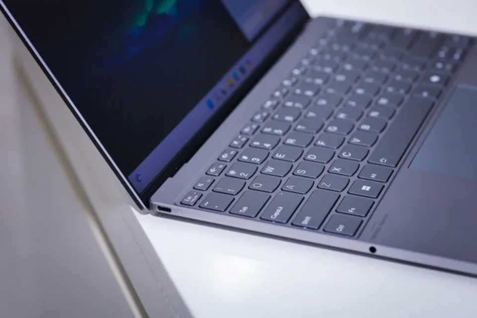 Đánh giá Lenovo ThinkBook X AI 2024 - 09