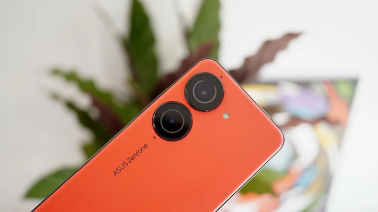 Đánh giá ASUS Zenfone 10 - hình 6