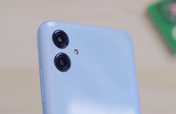 Đánh giá Galaxy A04e - hình 7