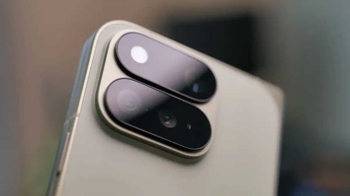 Đánh giá Google Pixel 11 Pro Fold - hình 7