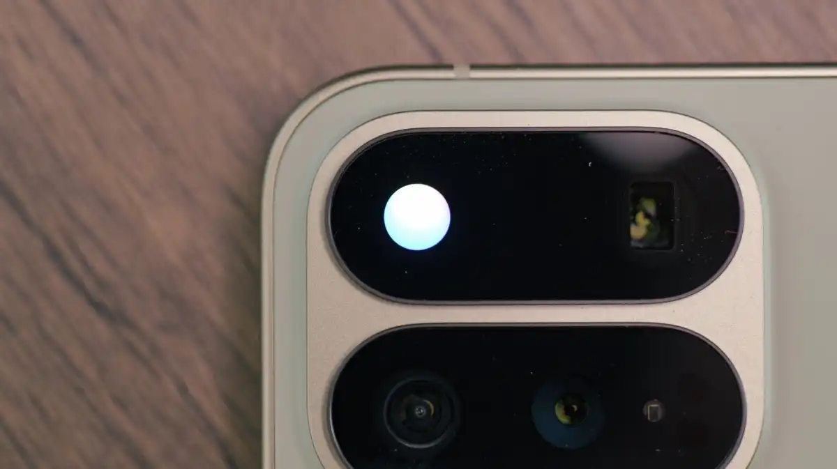 Đánh giá Google Pixel 11 Pro Fold - hình 4
