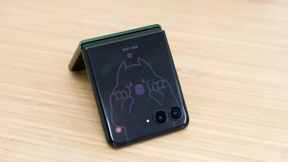 Đánh giá Motorola Razr 70+/Razr+ 2026 - hình 3