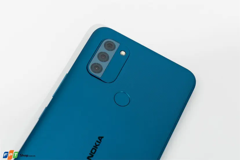 Đánh giá Nokia C31 - hình 4