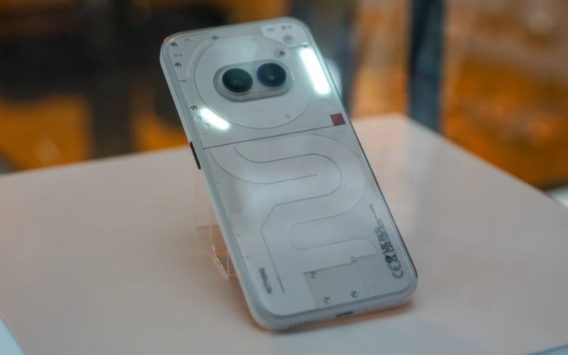Thiết kế Nothing Phone 2a