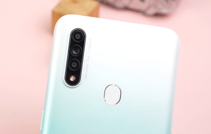 danh-gia-oppo-a31-2.jpg
