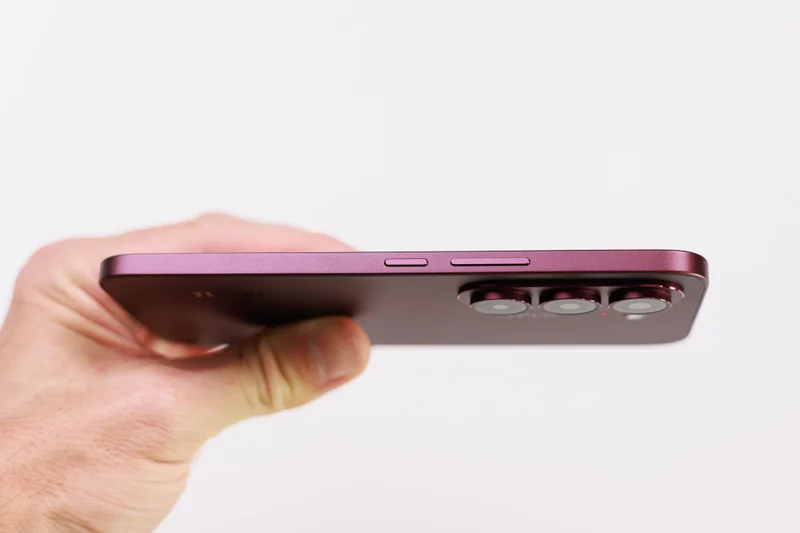 Đánh giá Tecno Camon Slim 5G - hình 4