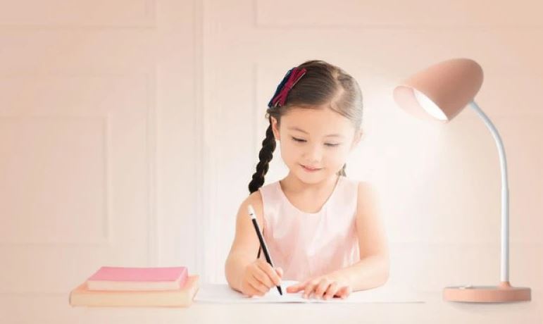 đèn bàn học cho học sinh 2