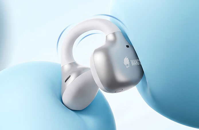 Khung kẹp linh hoạt của Edifier We-Bass được thiết kế ôm theo vành tai, giúp cố định tai nghe khi sử dụng.