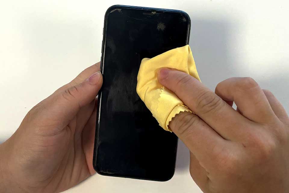 iPhone 12 Pro Max bị đơ màn hình - 03