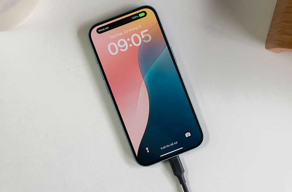 iPhone 16 sạc nhanh bao nhiêu W - 05