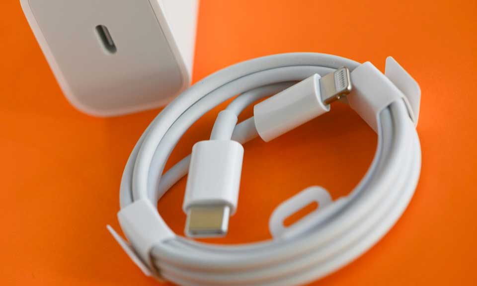 Kích pin iPhone - 06