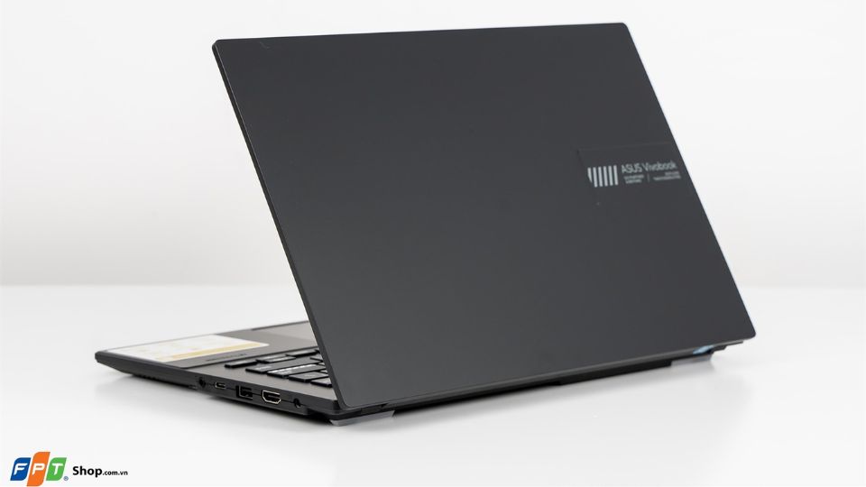 laptop cho sinh viên Quản trị kinh doanh 2025 1