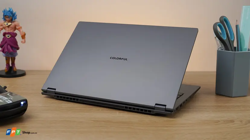 laptop cho sinh viên ngành du lịch 2026 - hình 1
