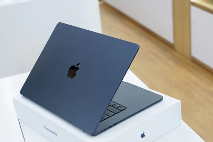 Laptop doanh nhân cao cấp nhất 2025