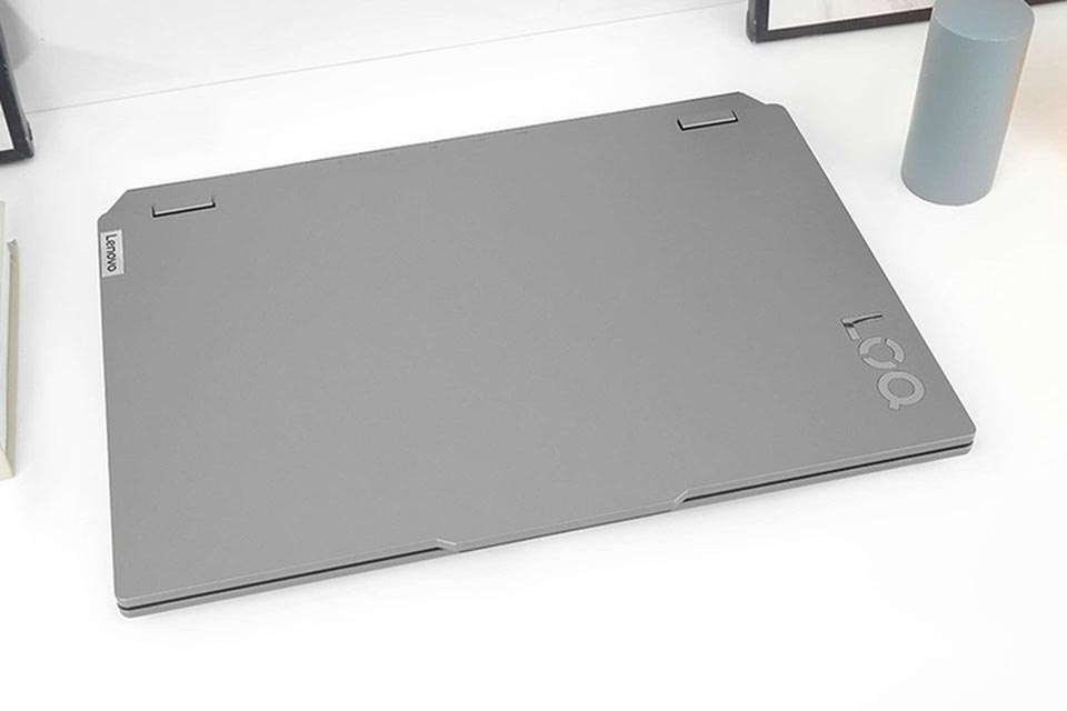 Lenovo LOQ dưới 1 ký - 01