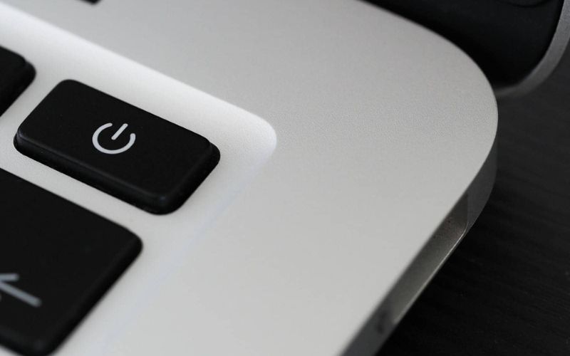 Sửa nút bật nguồn Macbook bị hỏng