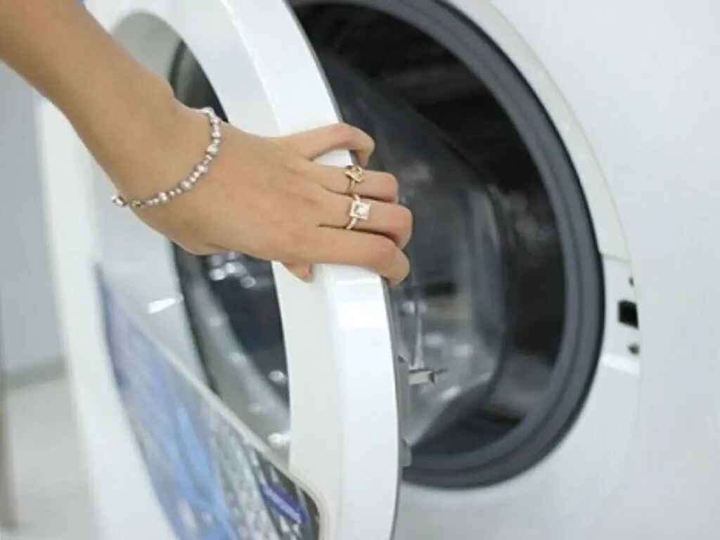 m&aacute;y giặt LG bị nhảy thời gian h&igrave;nh 6