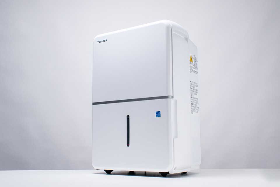 M&aacute;y h&uacute;t ẩm Toshiba - 05