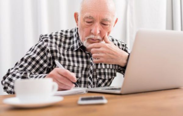 Mua laptop cho người cao tuổi như thế nào? - hình 5