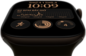 Apple Watch Series 12, vỏ nhôm, màu đồng đậm, mặt đồng hồ Mô-đun, các tổ hợp: thứ và ngày, Bài Tập, các vòng Hoạt Động, Apple Music, mặt ngoài bên phải, Digital Crown, Dây Đeo Thể Thao, màu xanh ô-liu