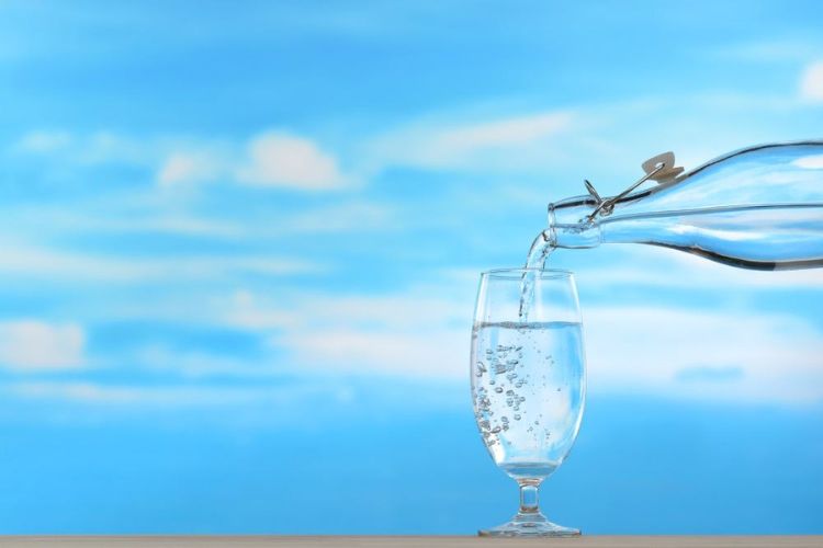 Nươc ion kiềm đóng chai có tốt không ảnh 5