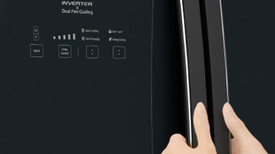 nút điều chỉnh nhiệt độ tủ lạnh Hitachi 2 cánh 5