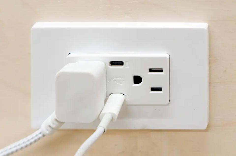Ổ cắm điện có cổng USB - 05