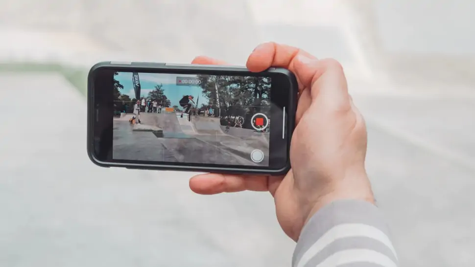 quay-video-tren-iphone-11.png