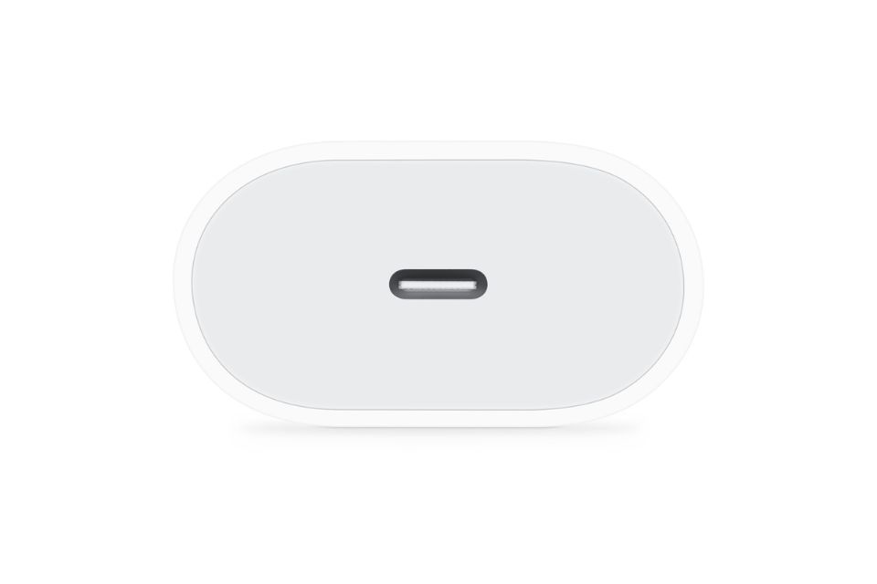 sac-20w-usb-c-power-adapter-2025-3.jpg