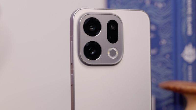 So sánh OnePlus 15 và OPPO Find X9 về camera