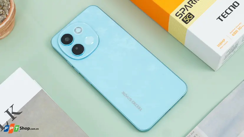So sánh Samsung Galaxy A06 5G và Tecno Spark 30 5G - hình 2