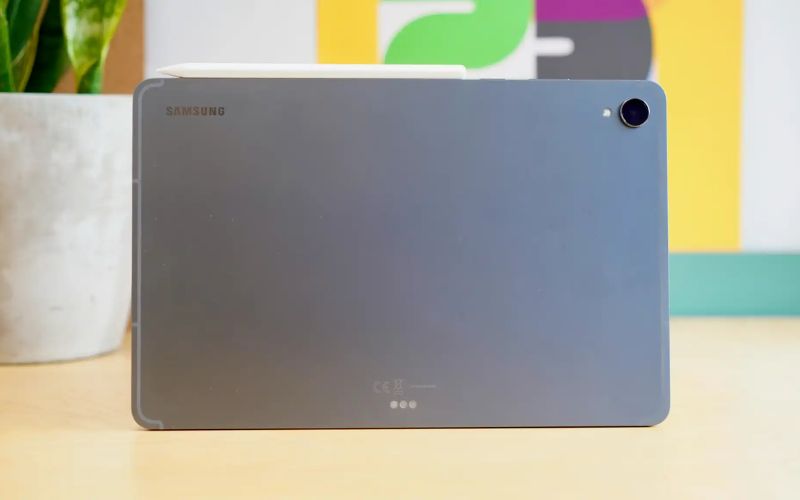 So sánh Samsung Tab S10 và S11 về camera