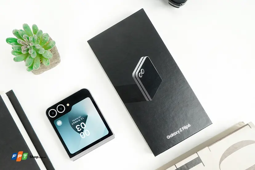 So sánh Samsung Z Flip 8 và Z Flip 6 - hình 6