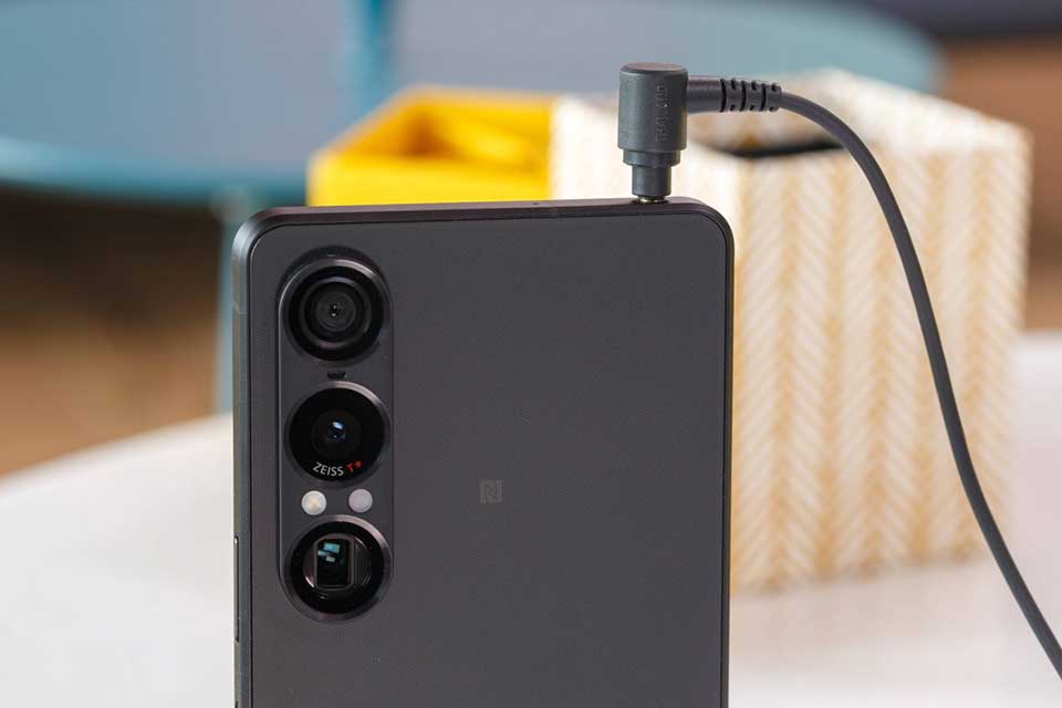 Điện thoại Sony mới nhất - 04