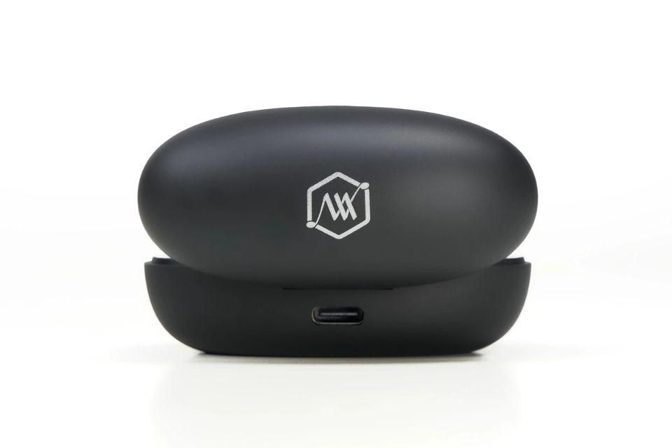 tai-nghe-bluetooth-nhet-tai-alpha-works-bean-300-3.jpg