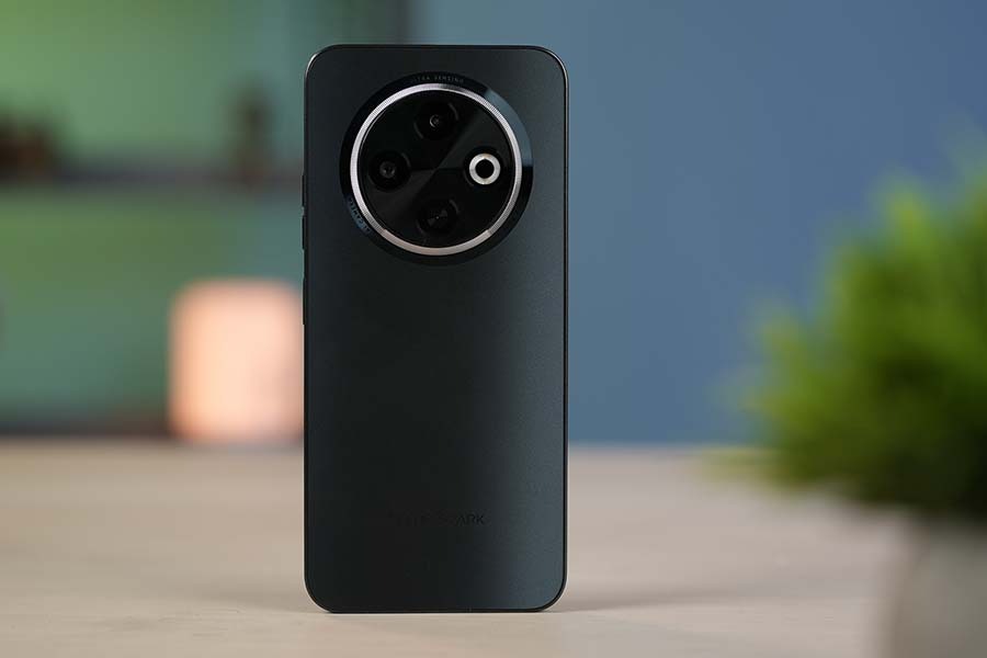 Đánh giá Tecno Spark 30C 1