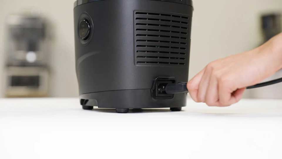 C&aacute;ch th&aacute;o lắp v&agrave; sử dụng m&aacute;y &eacute;p tr&aacute;i c&acirc;y - 04